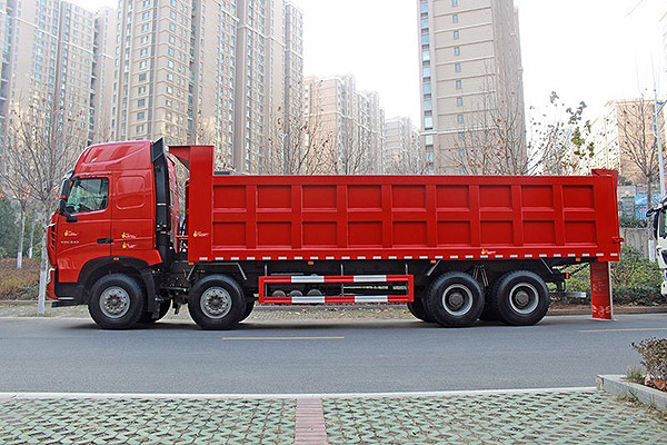 Euro 5 HOWO-7 Dump truck 420HP 8X4