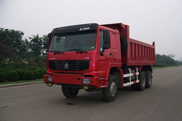 Euro 5 HOWO Dump Truck 300HP丨6x4丨20000KM 2
