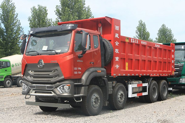 Euro 5 HOWO Dump Truck 440HP丨8x4丨42000KM 2
