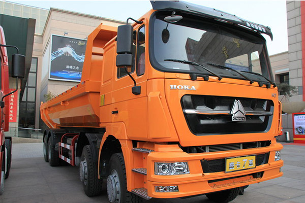 Euro 5 HOWO Dump Truck 340HP丨8x4丨32000KM 2