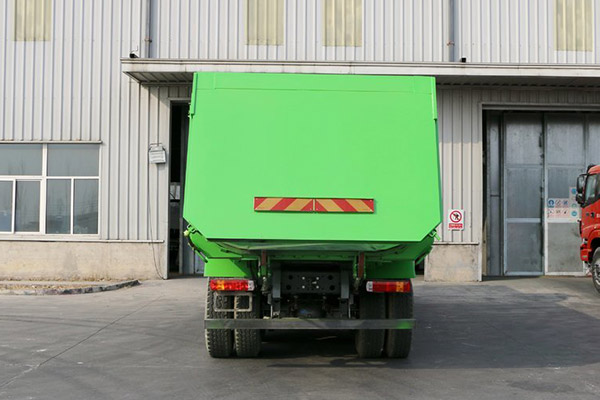 Euro 5 HOWO Dump Truck 340HP丨6x4丨30000KM 4