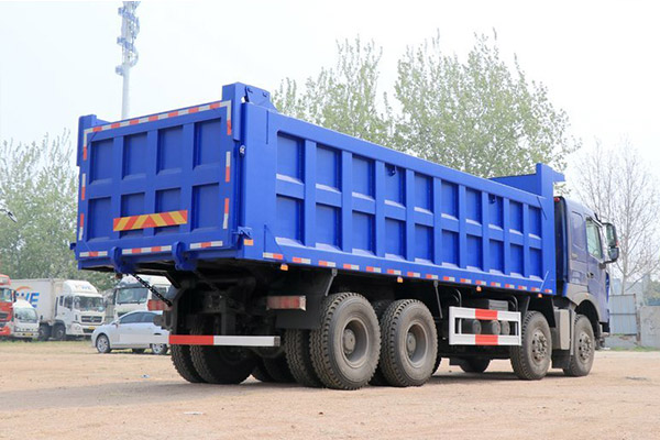 Euro 3 HOWO Dump Truck 440HP丨8x4丨45000KM 2