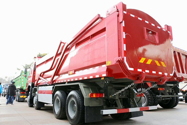 Euro 5 HOWO Used Dump Truck 440HP丨8x4丨32000KM 2