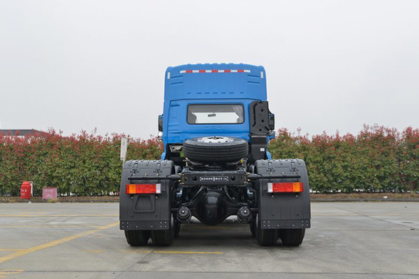 Euro 5 DFAC VL 6x4 Used Tractor Truck 400 HP |30000KM 2