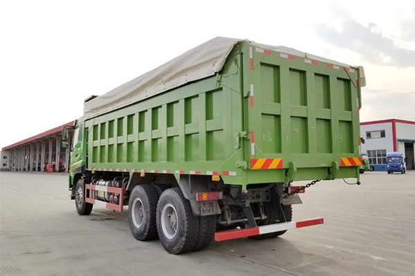 Euro 5 SINOTRUK Dump Truck 380HP丨6x4丨30000KM 2
