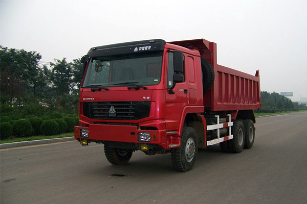 Euro 3 SINOTRUK HOWO-7 Used Dump Truck 300HP丨6x6丨62400KM 2