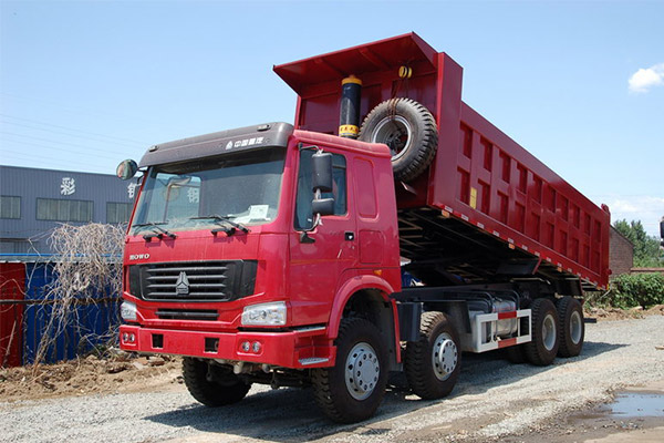 Sinotruk HOWO-7 used 8X4 dump truck 336HP 1