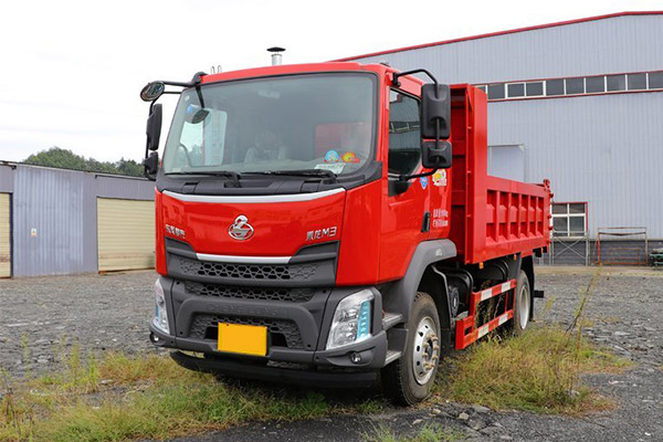Euro 5 DFAC 4X2 160HP used dump truck 1