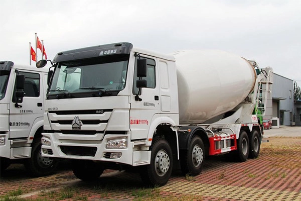 5.5m3 HOWO 380HP 8x4 Used Concrete Mixer Truck