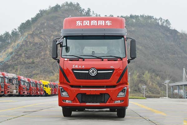 Dongfeng Commercial  Tianlong KL 465HP 6X4 Tractor Truck