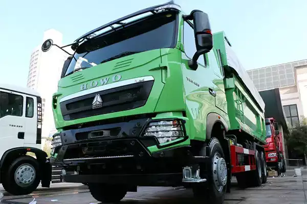 2022Brand New Sinotruck HOWO 371HP 6x4 Dump Truck  2