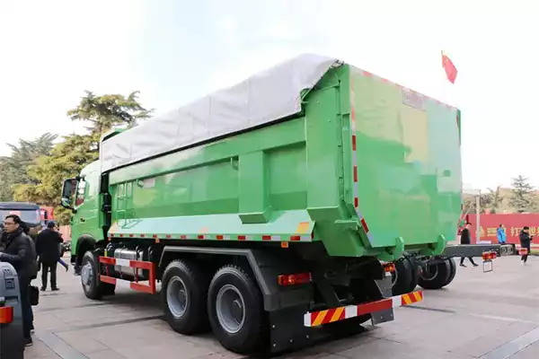 2022Brand New Sinotruck HOWO 371HP 6x4 Dump Truck  3