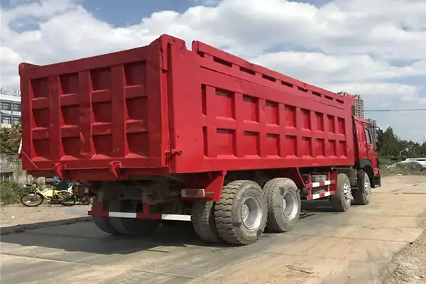 Used Chinese brand Howo Shackman 380HP Dump Truck 3