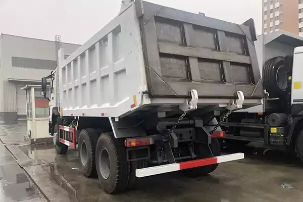 Sinotruk 2022 Model New Finished Howo 6x4 Dump Truck 3