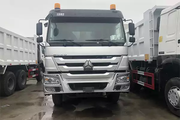 Sinotruk 2022 Model New Finished Howo 6x4 Dump Truck 2