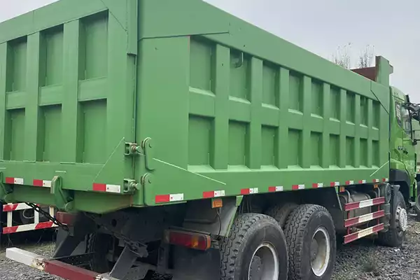 Used HOWO Heavy Dump Truck 375HP For Sale 3