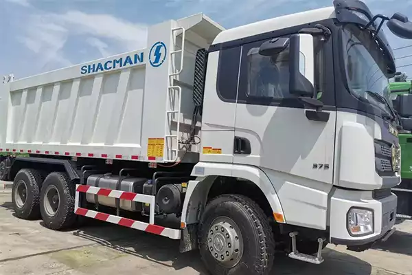 2023 Shacman X3000 8x4 12 Wheels 380HP Dump Truck 2