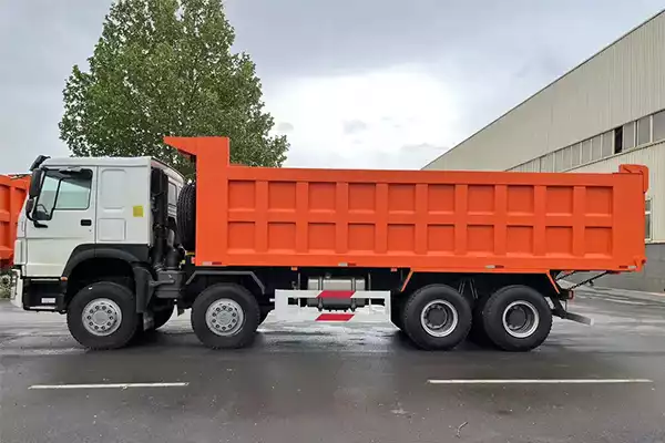 Sinotruck Howo 400Hp 8x4 50 Ton Used Tipper Dump Trucks For Sale  3
