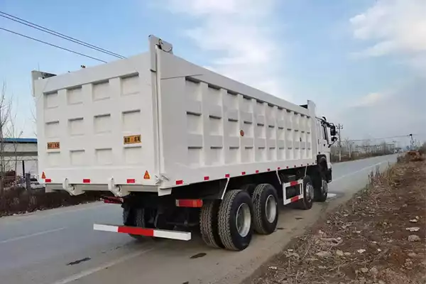 Sinotruck HOWO 12Wheels 40tons Used 8x4 Dump Truck 4