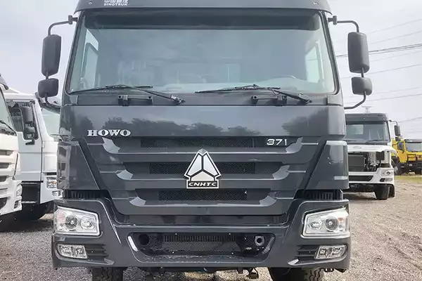 Sinotruck Howo 8x4 371Hp Dump Truck For Sale 2